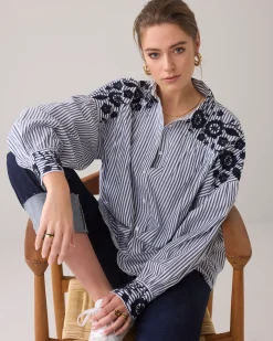 New Blouse with embroidered details Blusen