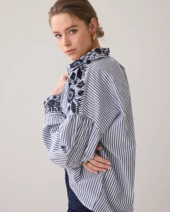 New Blouse with embroidered details Blusen