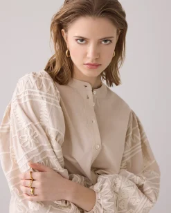 Hot Blouse with embroidered sleeves Blusen