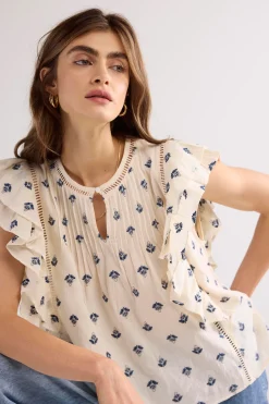 Outlet Cotton top with embroidered flowers Oberteile & T-shirts