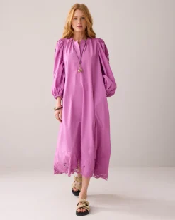 Online Feminin dress with embroidery Kleider