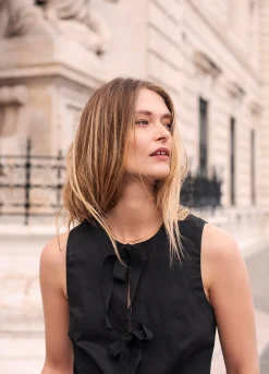 New Fitted gilet with bow fastening Blazer & Jacken