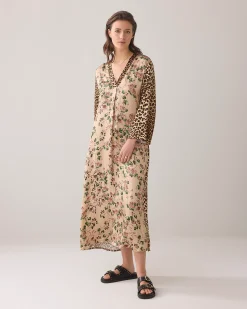 Online Midi dress in mix of prints Kleider